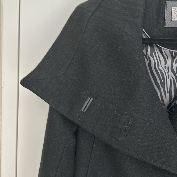 Gorgeous  black  woman coat size Xs - Picture 4 of 15